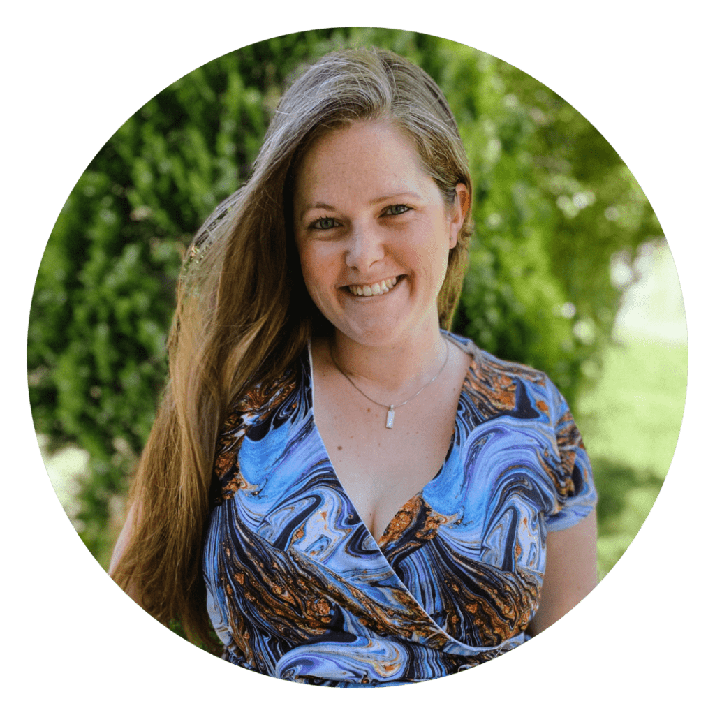 Learn to Sew Clothes with Megan Linley - See how patterns look on a similar body to yours